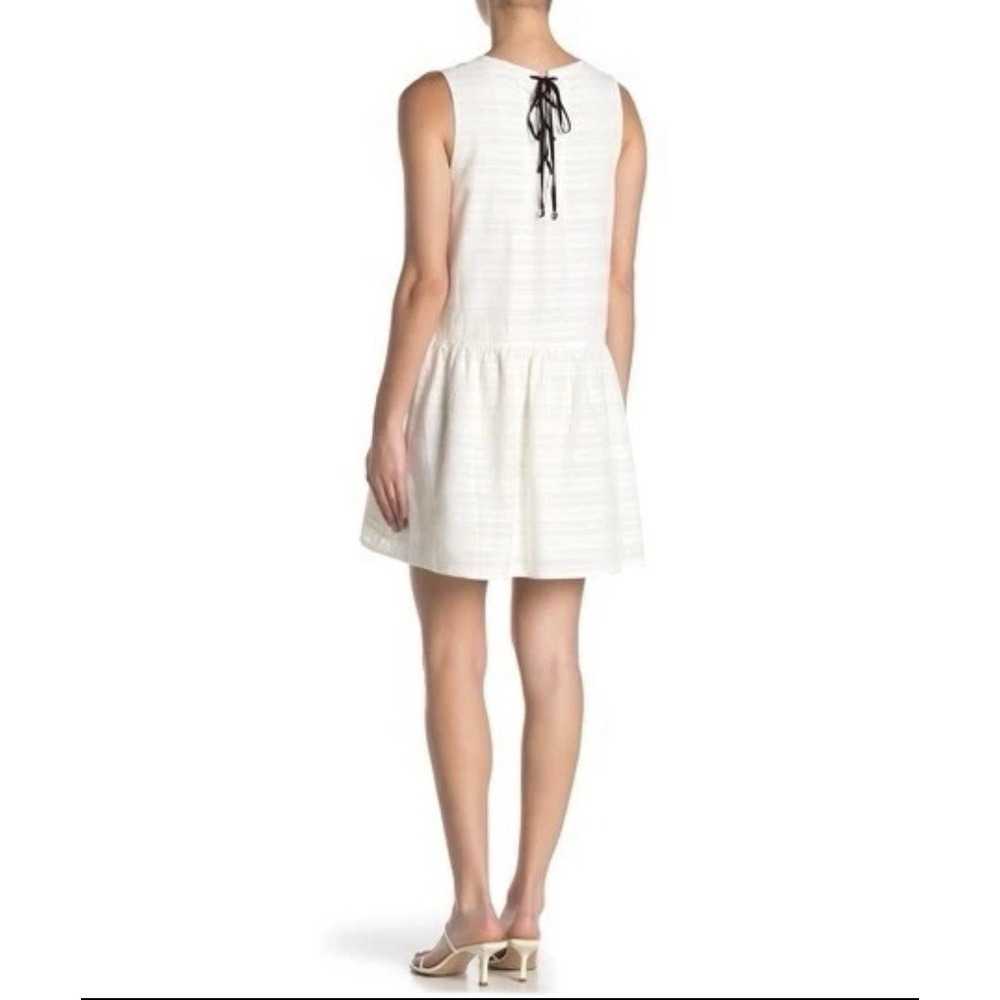 FRNCH Sleeveless Embroidered White Lined Dress W/ Back Lace Up Bow. Sz Small